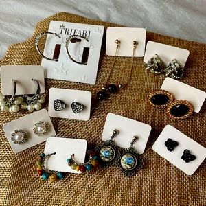Lot of earrings